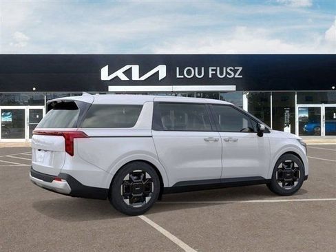 New 2026 Kia Carnival EX FWD image 6