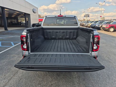 Used 2024 Ford Ranger Lariat w/ Trailer Tow Package image 7
