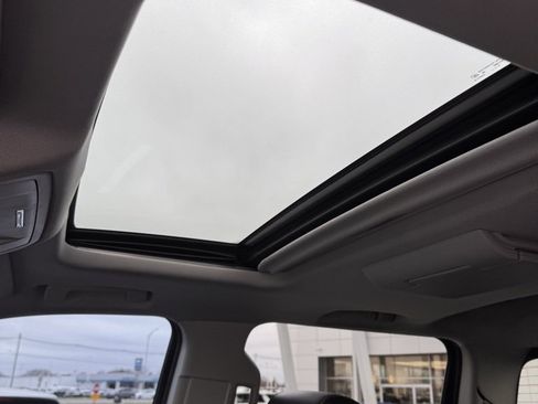 Used 2015 GMC Sierra 2500 Denali w/ Duramax Plus Package image 18