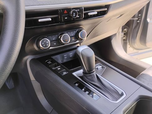 Used 2025 Nissan Kicks SV w/ SV Premium Package FWD image 80