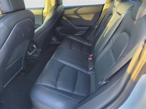 Used 2021 Tesla Model 3 Standard Range Plus RWD image 8