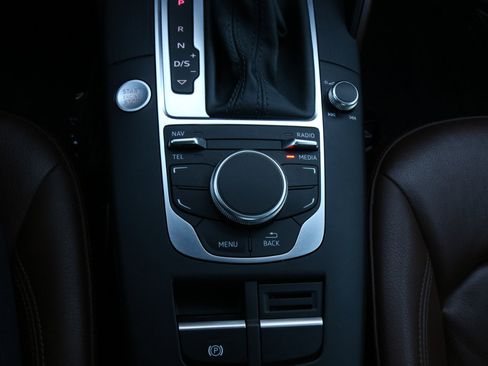 Used 2016 Audi A3 2.0T Premium image 34