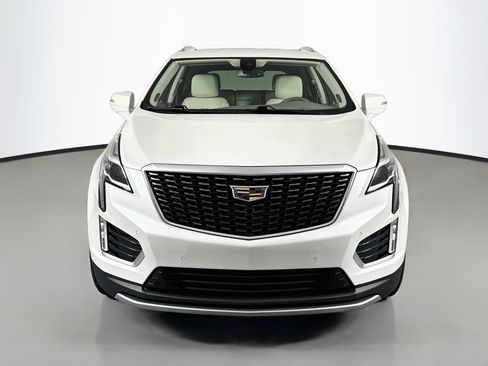 Used 2021 Cadillac XT5 Premium Luxury AWD/4WD image 2