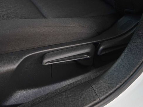 Certified 2023 Honda Accord LX image 12
