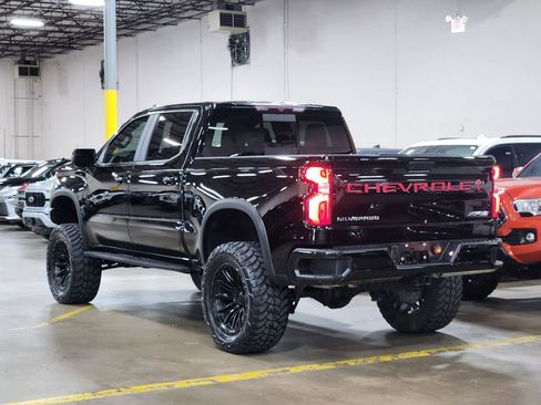 Used 2023 Chevrolet Silverado 1500 ZR2 AWD/4WD image 7