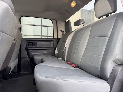 Used 2015 RAM 2500 Tradesman w/ Chrome Appearance Group image 14