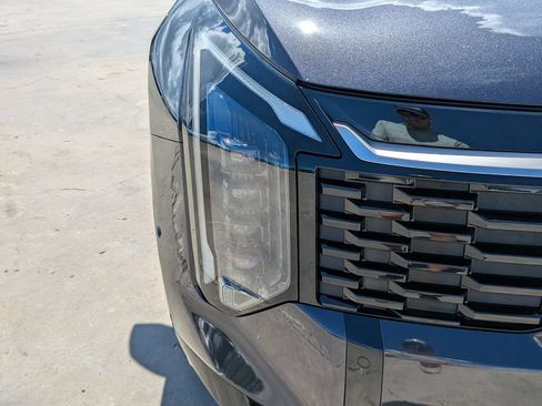 Certified 2026 Kia Sportage SX FWD image 9