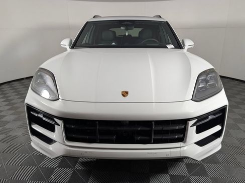 New 2026 Porsche Cayenne image 10