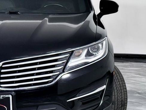 Used 2017 Lincoln MKC Premiere FWD image 6