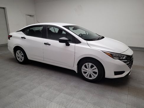 Used 2025 Nissan Versa S w/ Trunk Package FWD image 11