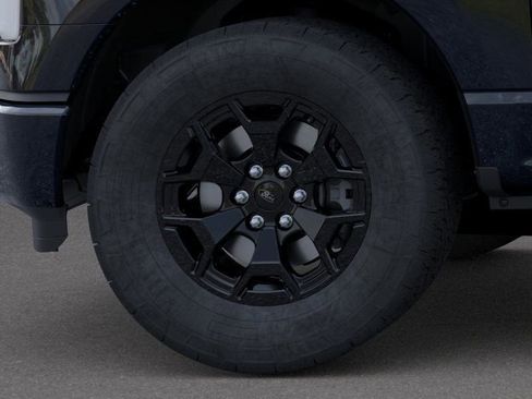 New 2025 Ford F150 Lightning XLT image 19