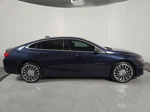 Used 2018 Chevrolet Malibu LS w/ LPO, Convenience Package 2 image 3