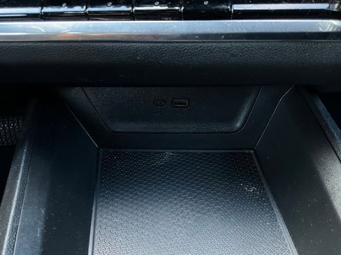 Used 2025 Chevrolet Equinox LT image 22