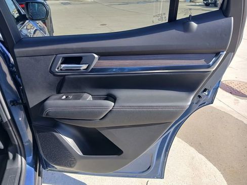 New 2026 GMC Terrain Denali w/ LPO, Floor Liner Package image 17