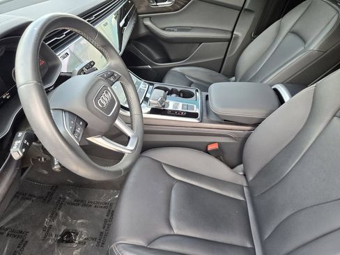 Certified 2023 Audi Q8 Premium Plus w/ Premium Plus Package AWD/4WD image 17