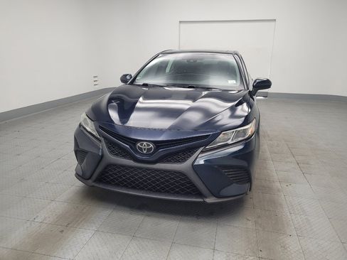 Used 2019 Toyota Camry SE FWD image 15