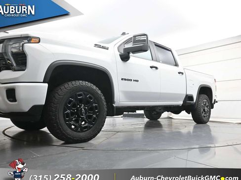 Used 2024 Chevrolet Silverado 2500 LT w/ Z71 Sport Edition AWD/4WD image 22
