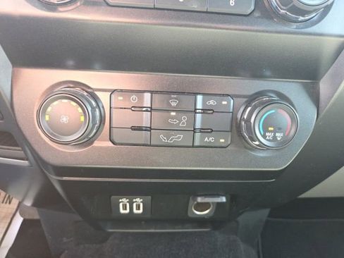 Used 2020 Ford F150 XLT w/ XTR Package image 29