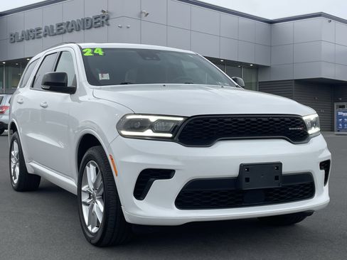 Used 2024 Dodge Durango GT image 1