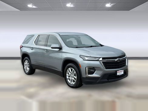 Certified 2024 Chevrolet Traverse LS w/ Safety Package FWD image 7