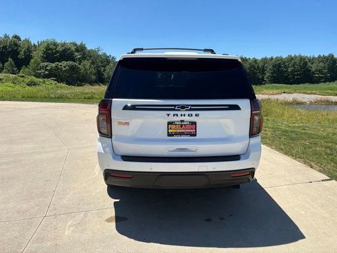 Used 2023 Chevrolet Tahoe Z71 w/ Z71 Off-Road Package AWD/4WD image 8