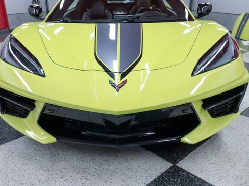 Used 2022 Chevrolet Corvette Stingray Premium Cpe w/ Z51 Performance Package image 4