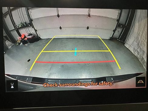 Used 2025 Toyota Tacoma TRD Sport image 36