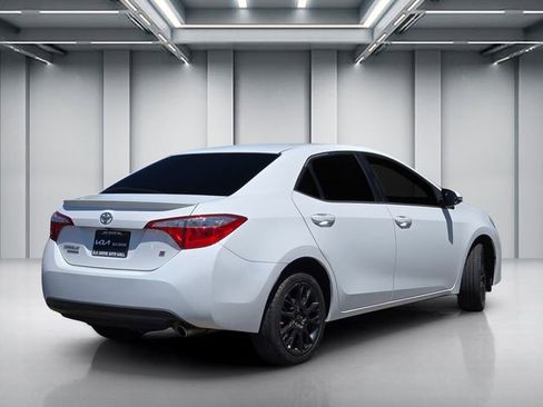 Used 2016 Toyota Corolla S Special Edition FWD image 4