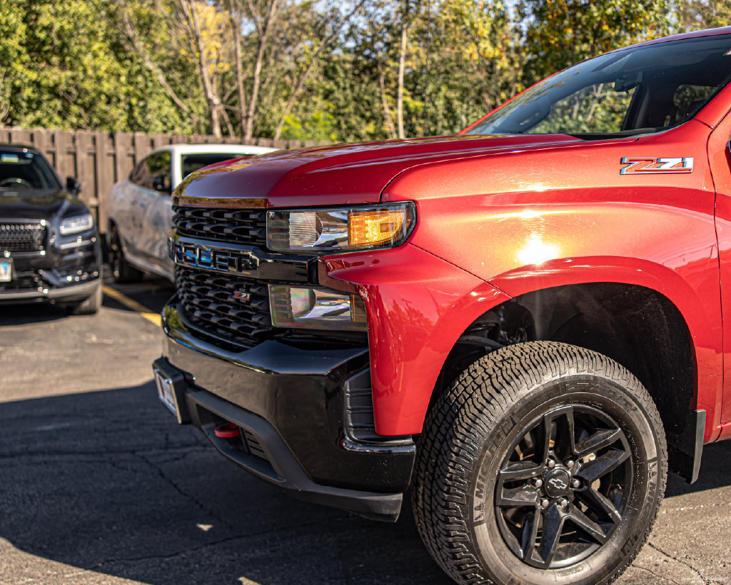 Used 2021 Chevrolet Silverado 1500 Custom Trail Boss w/ LPO, Dark Essentials Package AWD/4WD image 4
