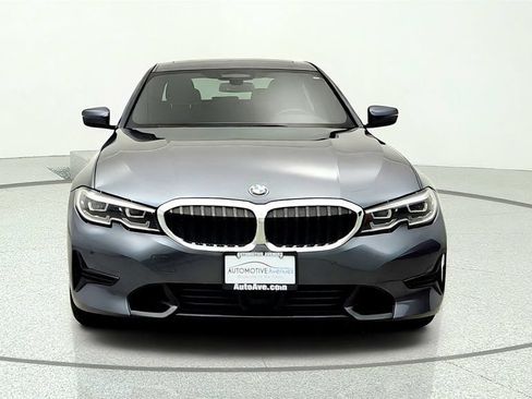 Used 2019 BMW 330i xDrive Sedan w/ Convenience Package AWD/4WD image 2