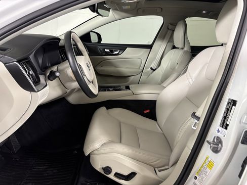 Used 2024 Volvo S60 T8 Ultimate w/ Climate Package image 16