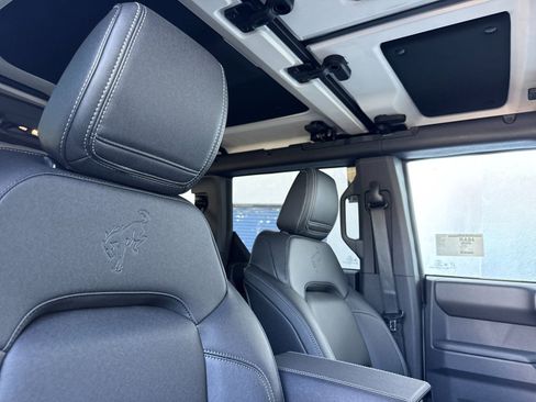 New 2025 Ford Bronco Badlands image 17