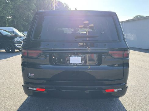 Used 2024 Jeep Wagoneer Series II w/ Convenience Group I AWD/4WD image 6