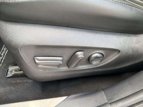 Used 2021 Toyota Highlander XSE FWD image 14