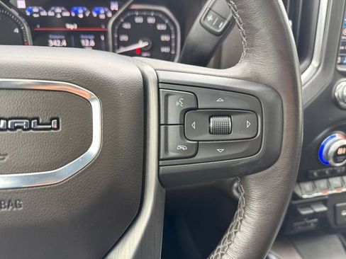 Used 2021 GMC Sierra 3500 Denali w/ Denali Ultimate Package image 9