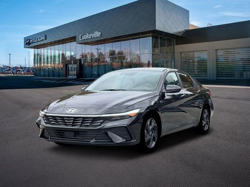 New 2026 Hyundai Elantra SEL Sport Premium FWD image 1