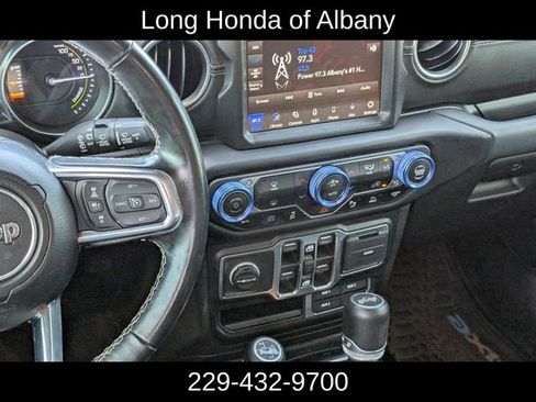 Used 2021 Jeep Wrangler Unlimited Sahara w/ Safety Group AWD/4WD image 16