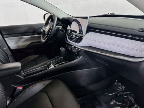 Used 2022 Jeep Compass Latitude image 27