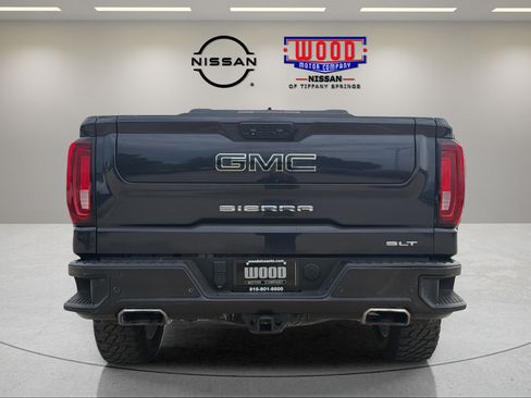 Used 2022 GMC Sierra 1500 SLT w/ SLT Premium Plus Package AWD/4WD image 3