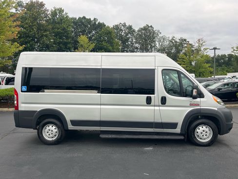 Used 2016 RAM ProMaster 2500 w/ Premium Appearance Group image 8