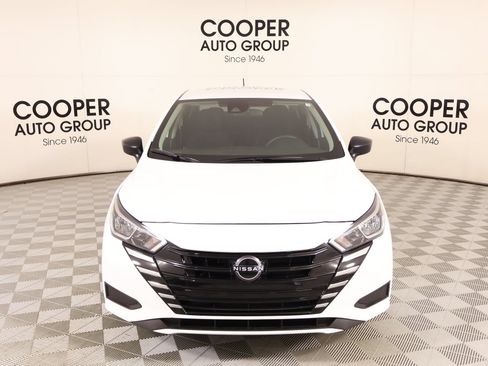 Used 2024 Nissan Versa S w/ S Plus Package FWD image 8