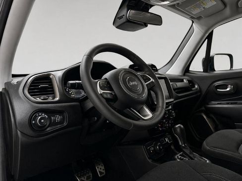 Used 2023 Jeep Renegade Latitude AWD/4WD image 36