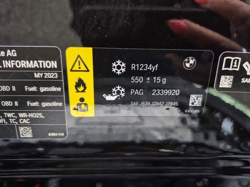 Used 2023 BMW 330i Sedan w/ Premium Package image 19