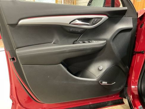 New 2025 Buick Envision Avenir image 18