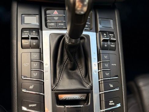 Used 2018 Porsche Macan S AWD/4WD image 24