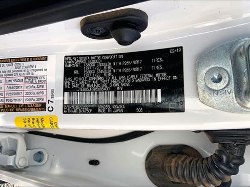 Used 2019 Toyota 4Runner TRD Off-Road Premium AWD/4WD image 37