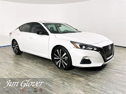 Used 2021 Nissan Altima 2.5 SR w/ SR Premium Package