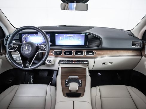 Certified 2025 Mercedes-Benz GLE 350 4MATIC image 10