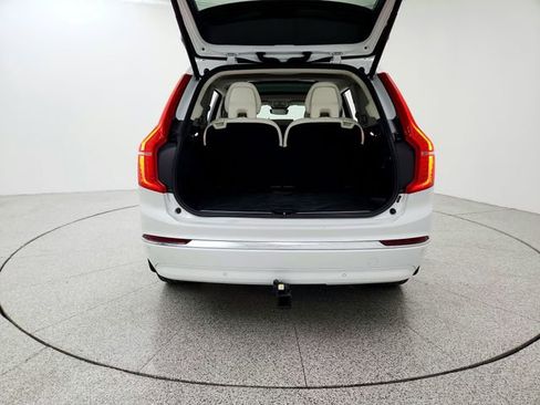 Used 2023 Volvo XC90 B5 Plus image 15