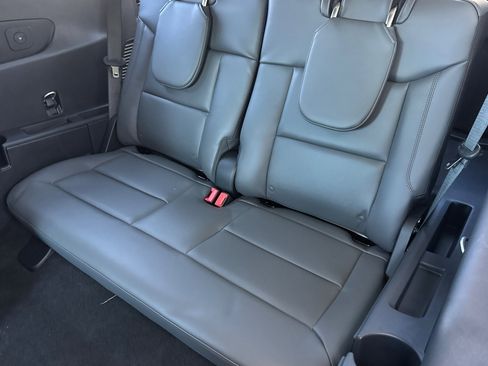 New 2026 Ford Explorer Active w/ Active Comfort Package image 14